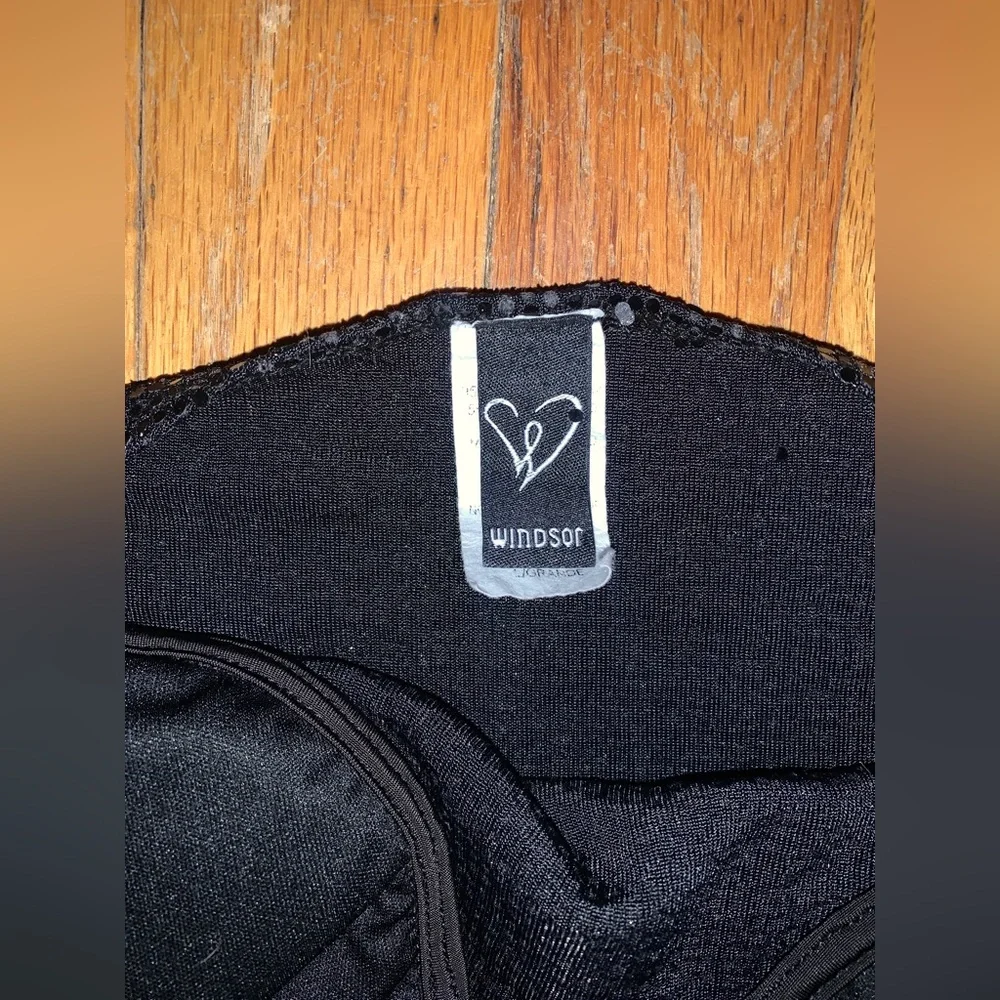 Vintage 90’s sequin crop top with padding - Picture 2 of 6